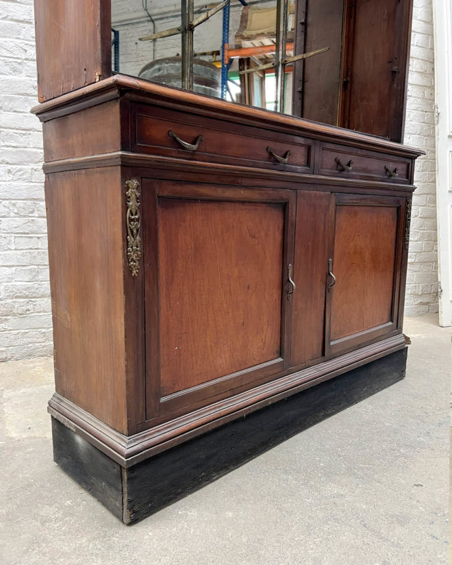 Italian back bar or display case down