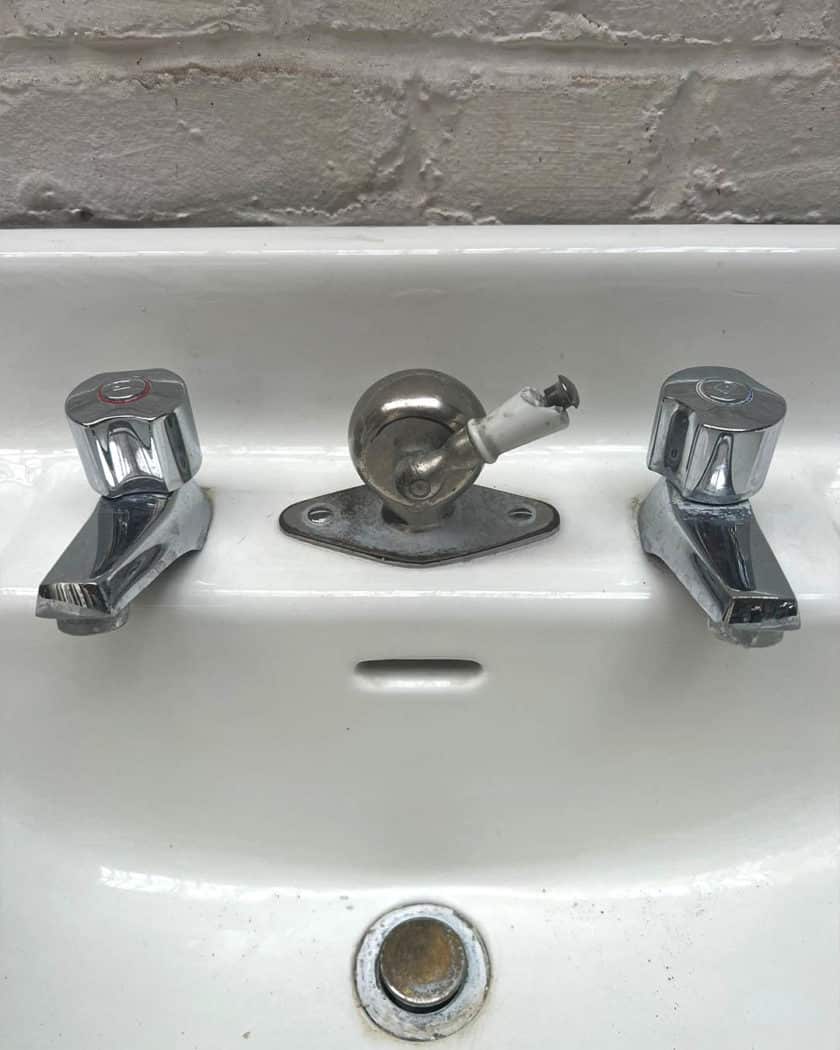 Antique washbasins