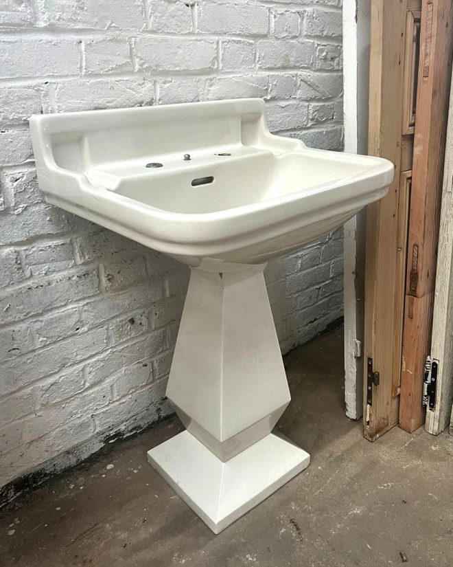 Antique washbasins