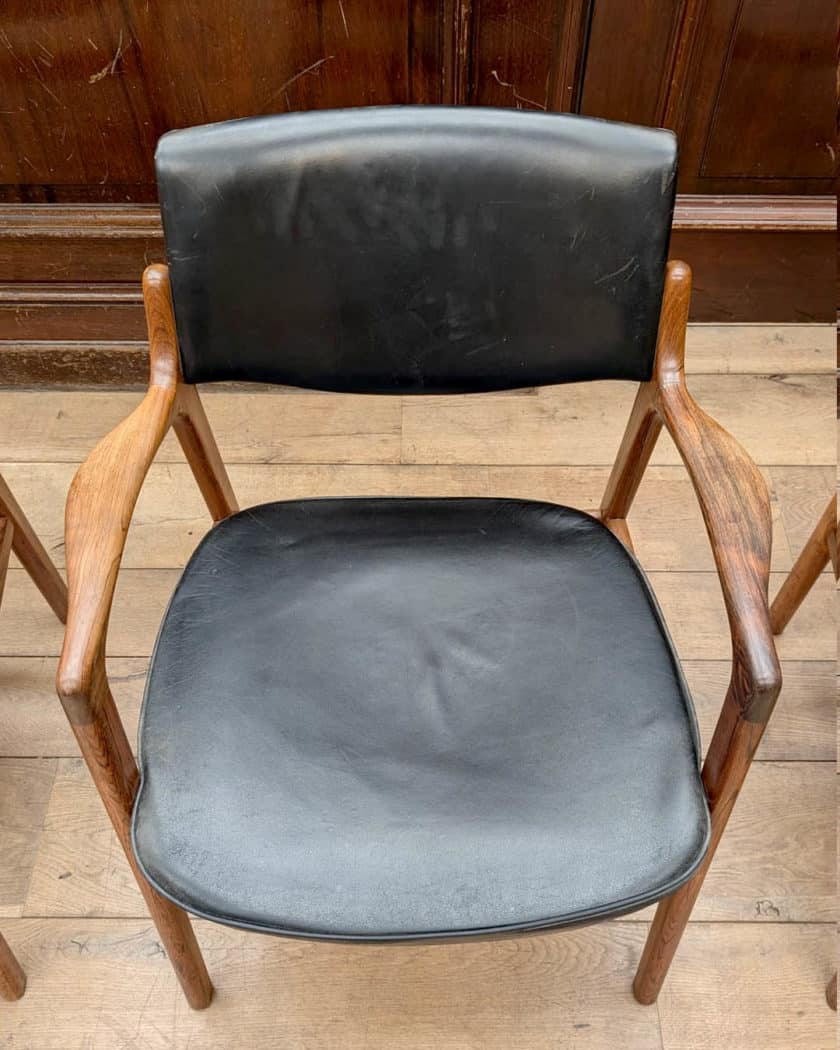 fauteuils par Gondo Gravesetop 4