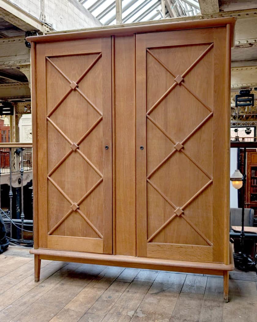 Armoire Manufrance side