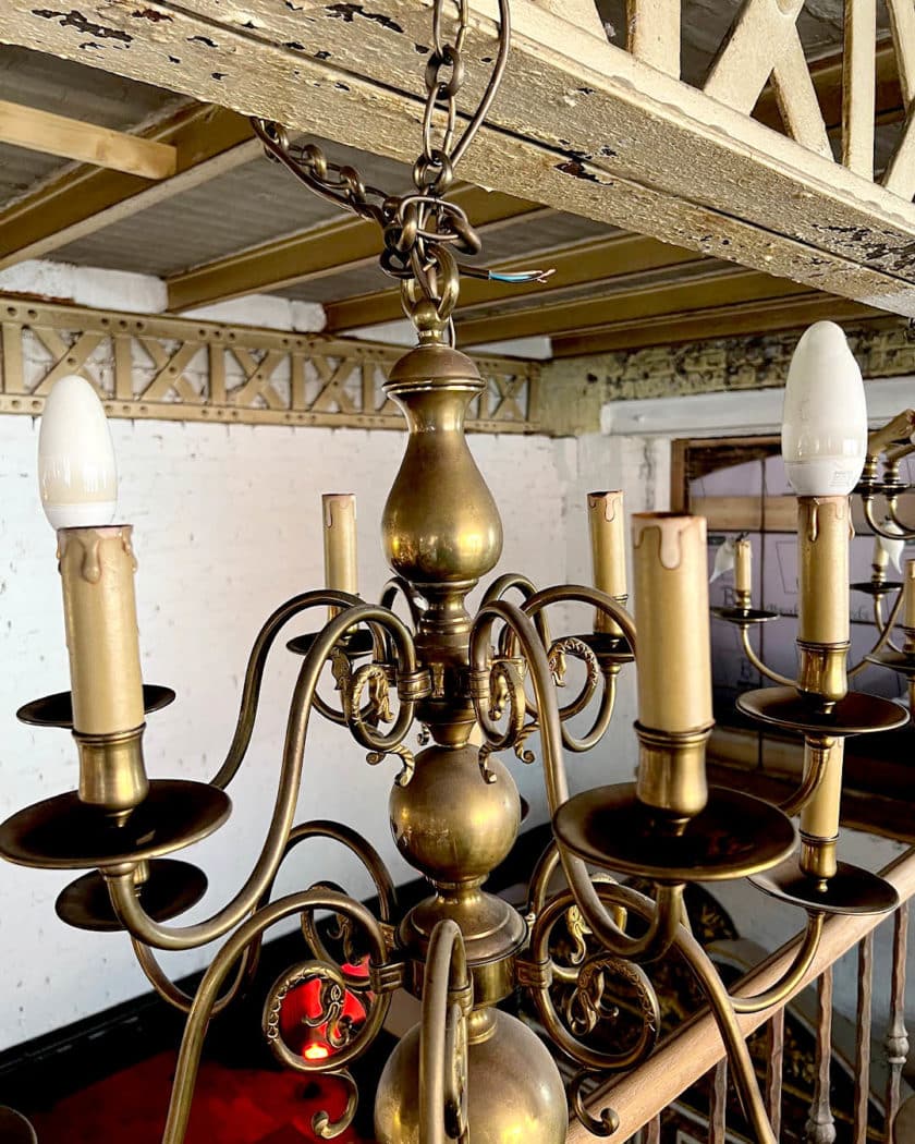 Dutch chandelier with 6 branches top