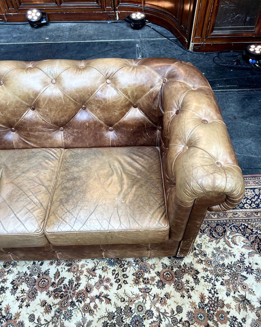 Chesterfield 2-seater sofa in upholstered leather