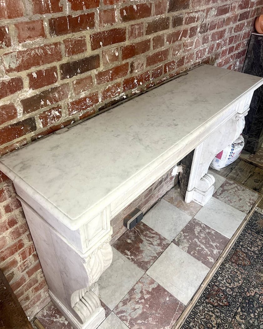 Louis XVI style mantel 145x105x42,5cm