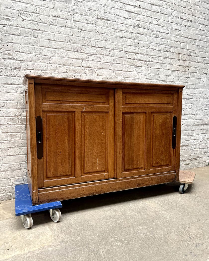 Storage unit