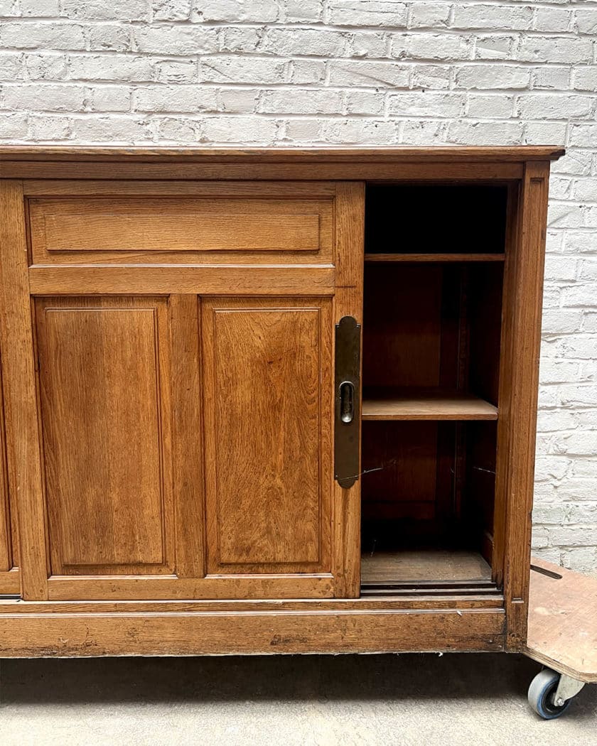 Storage unit