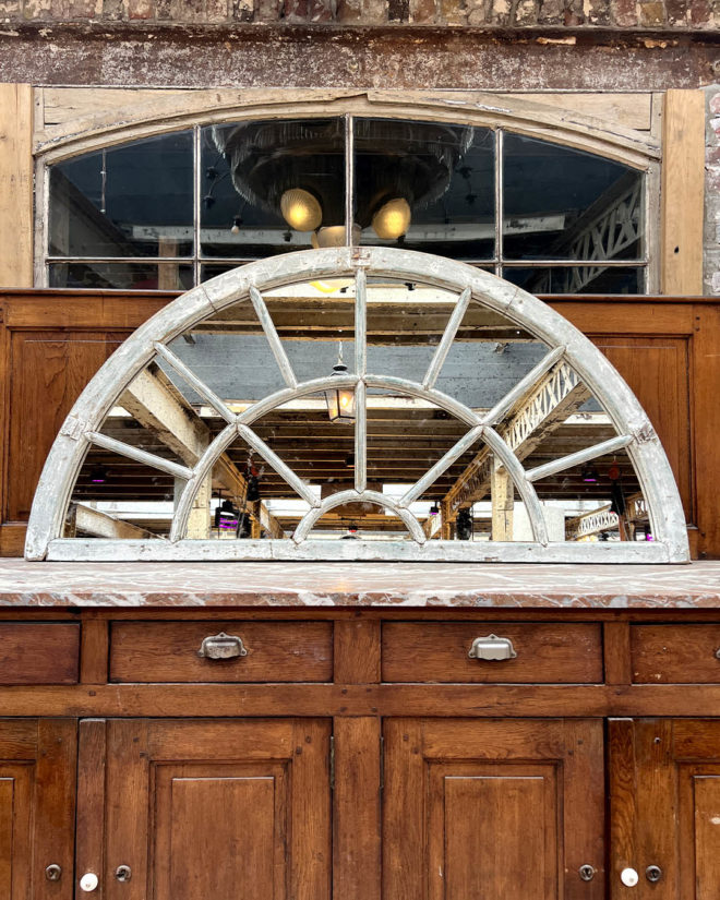 Orangery transom with mirrors