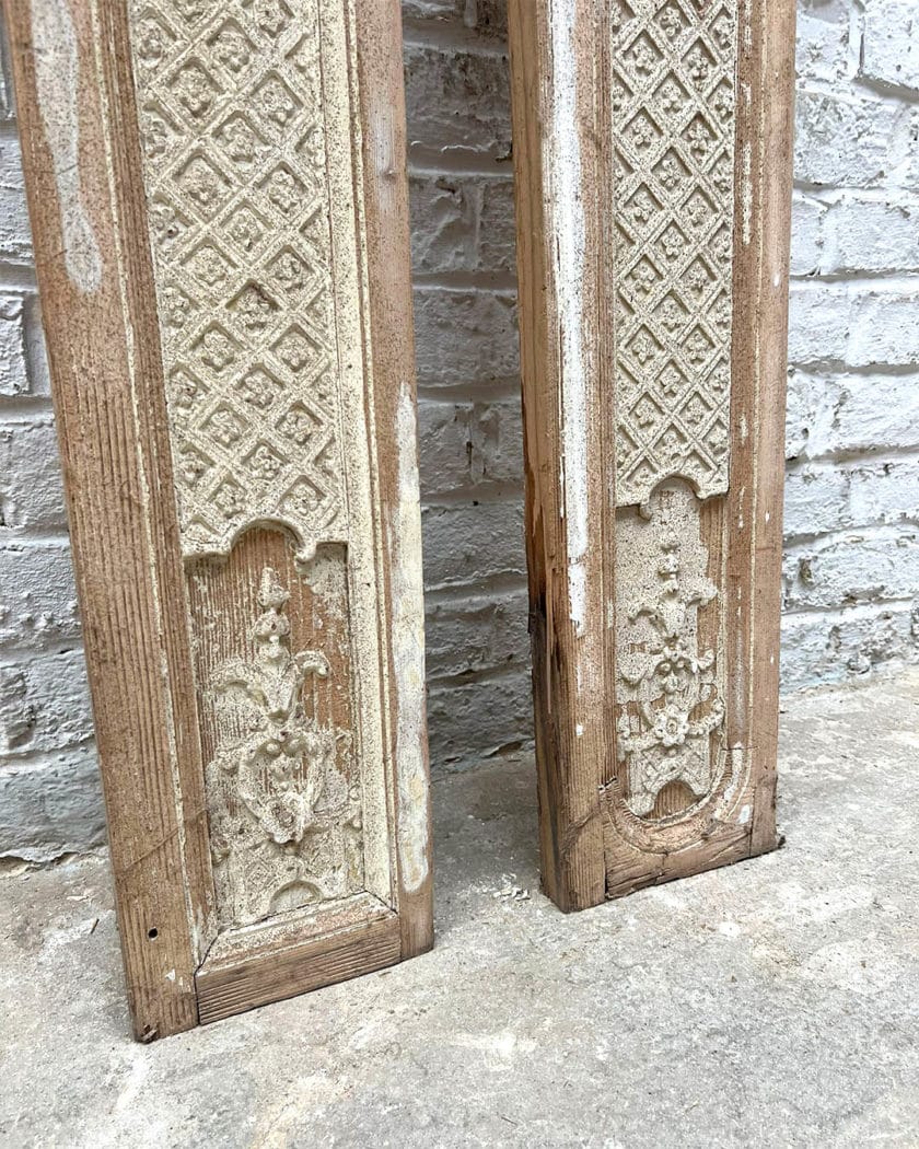Pair of mouldings 240x17cm