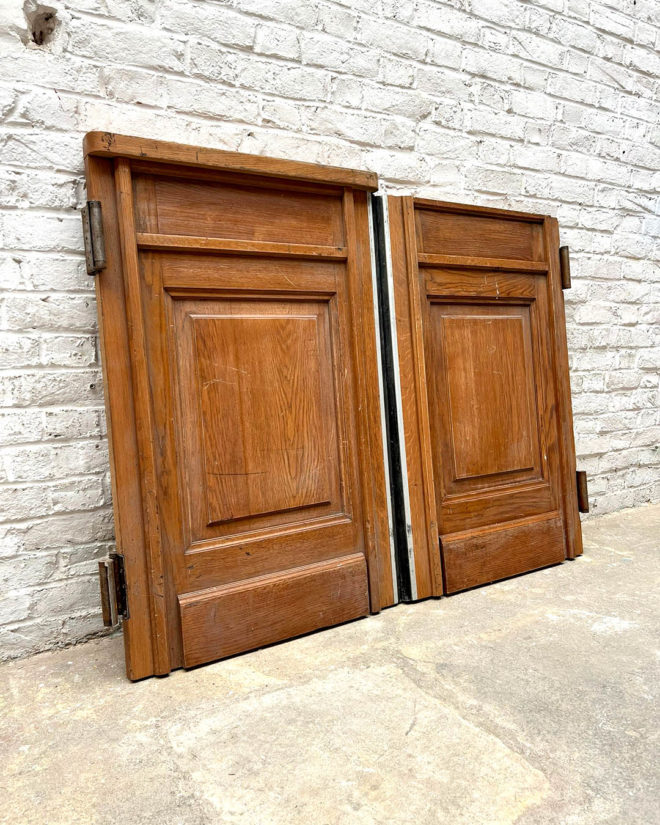 Oak western double door