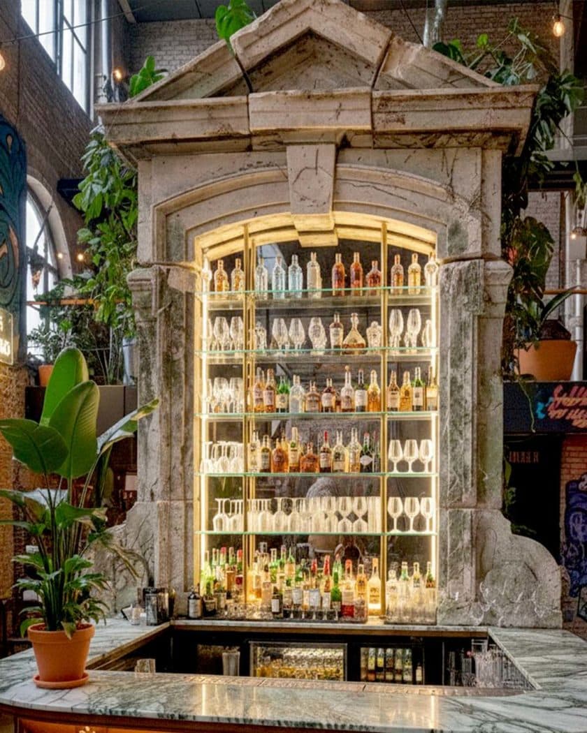 Arcade de chateau XVIIIème en pierre calcaire blanche ai