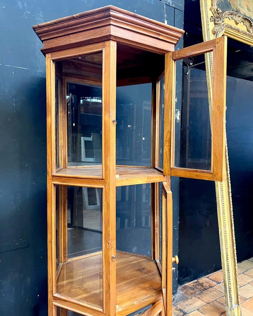 Paire de vitrine octogonale side