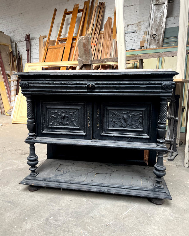 Meuble d'appui d'espirt Néo-renaissance en bois brûlé