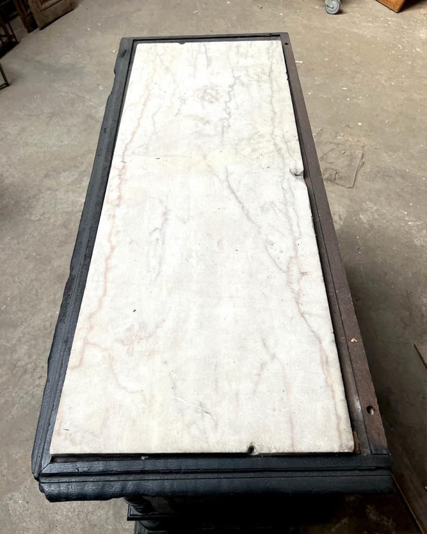 Meuble d'appui d'espirt Néo-renaissance en bois brûlé