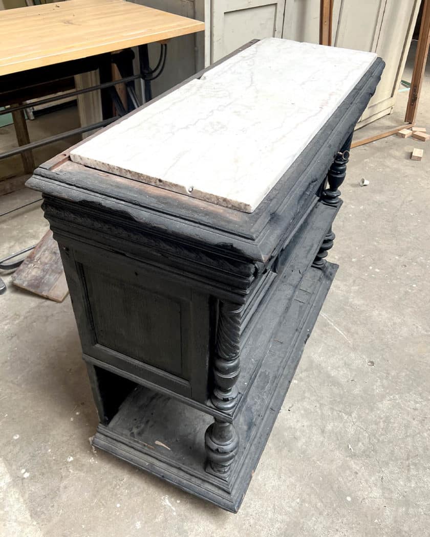Meuble d'appui d'espirt Néo-renaissance en bois brûlé