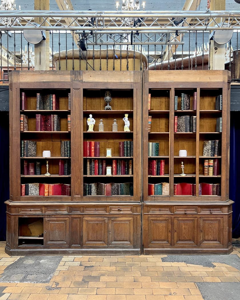 Bibliothèque en chêne début XXème