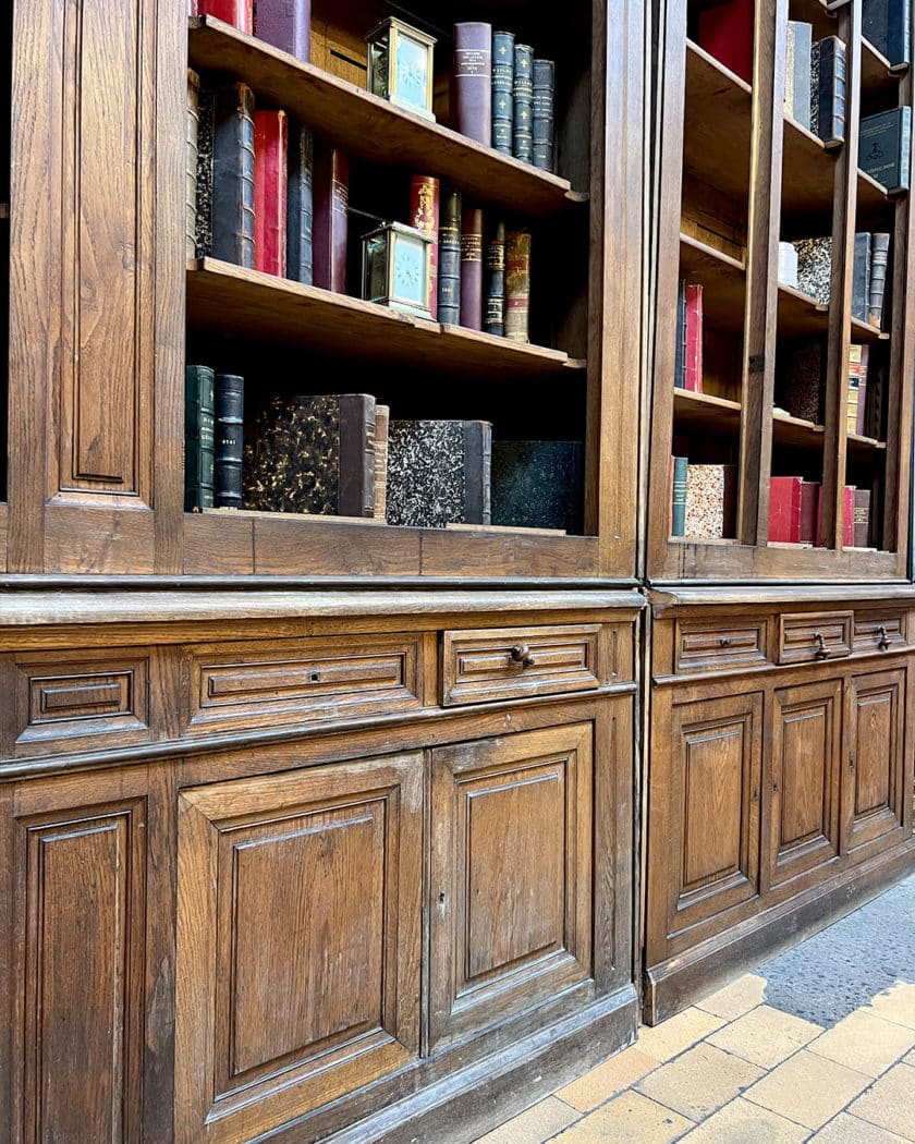 Bibliothèque en chêne début XXème