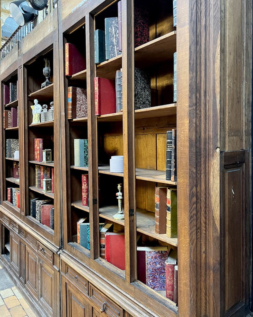 Bibliothèque en chêne début XXème