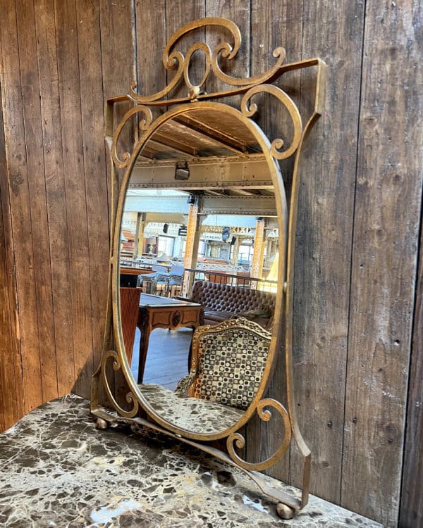 Miroir en fer forgé doré 56x99x2,5cm