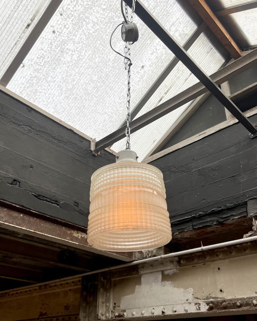 IMG_8225 | Matériaux Authentiques Suspension holophane