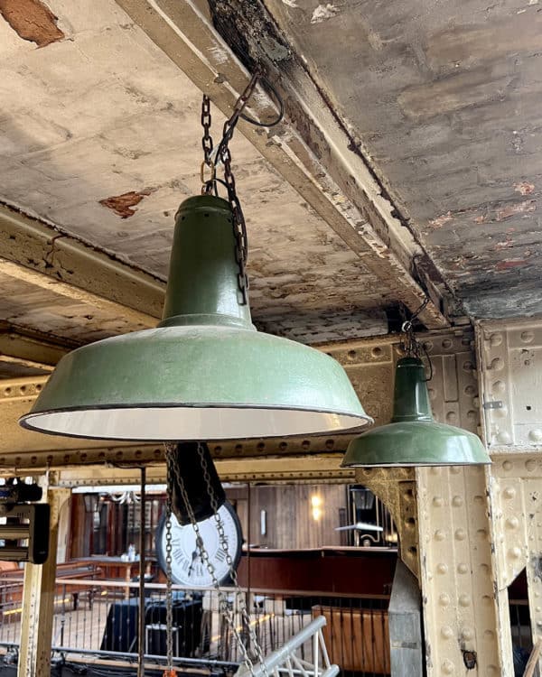 Lampe à suspension industrielle