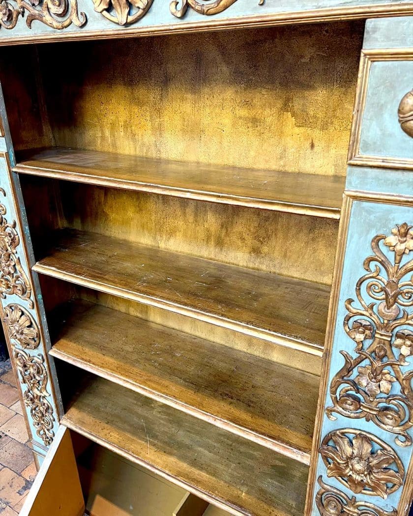 Etagère-bibliothèque en bois laqué et doré side 1