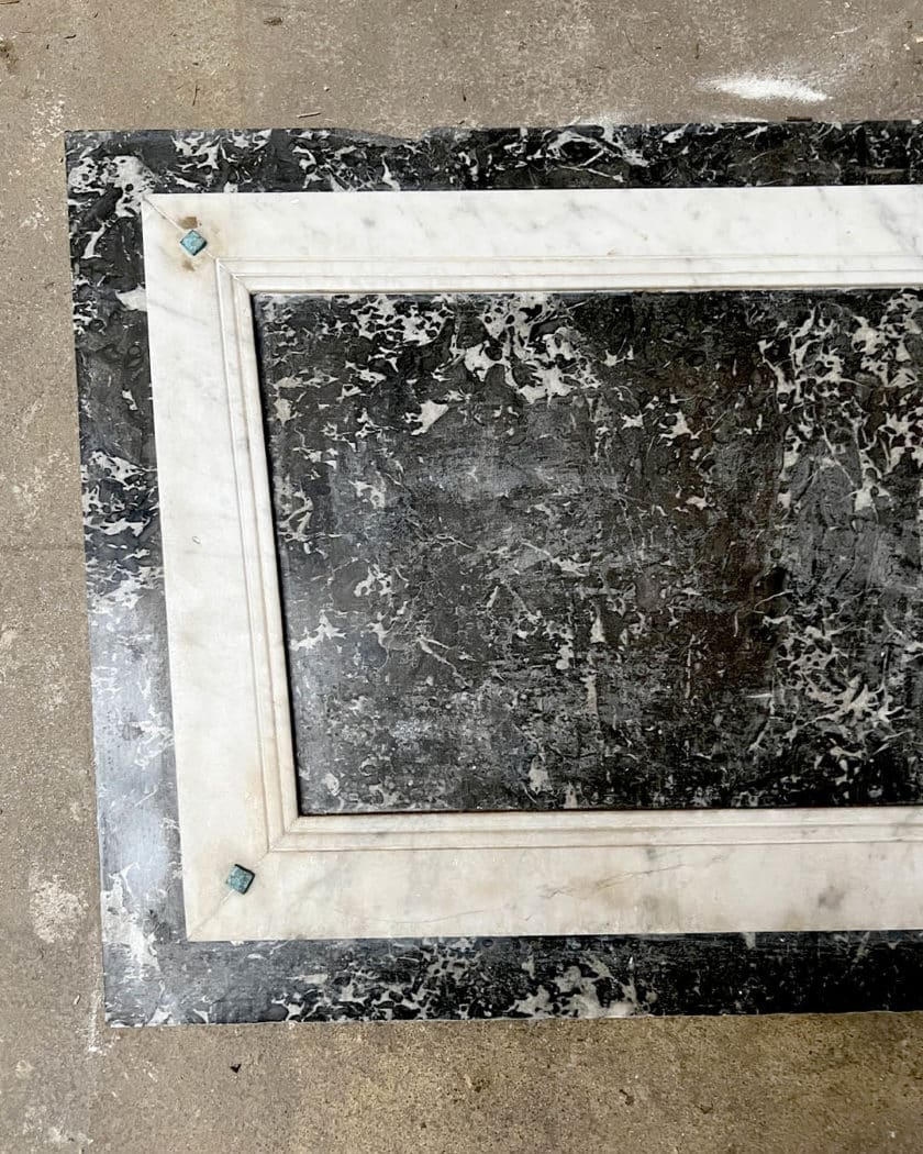 IMG_8370 | Matériaux Authentiques Plaque de marbre provenant d'un autel d'église