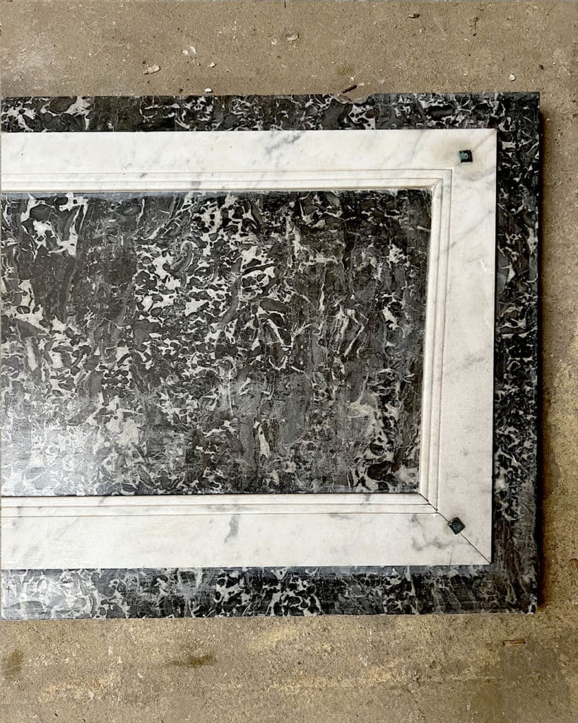 IMG_8371 | Matériaux Authentiques Plaque de marbre provenant d'un autel d'église