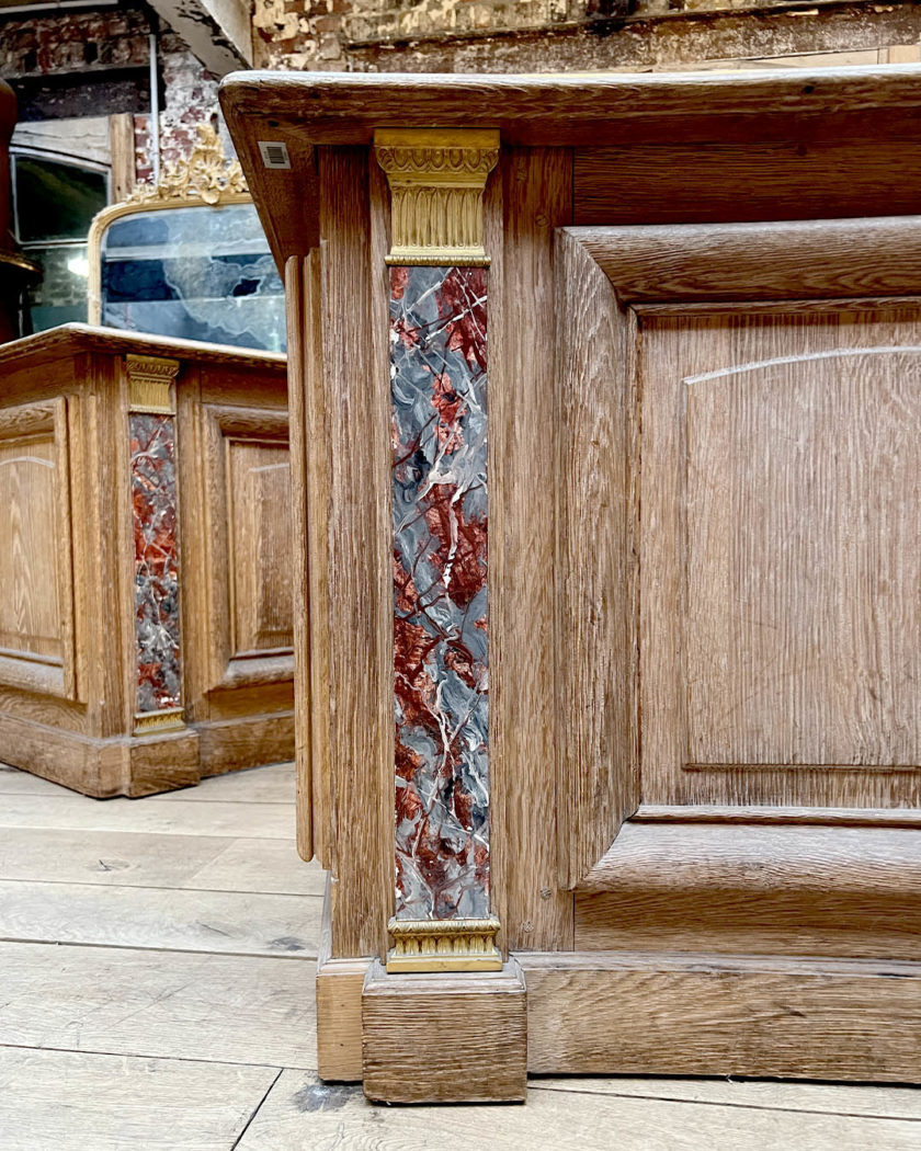 IMG_8535 | Matériaux Authentiques Lot de trois tables d'accueil cintrées