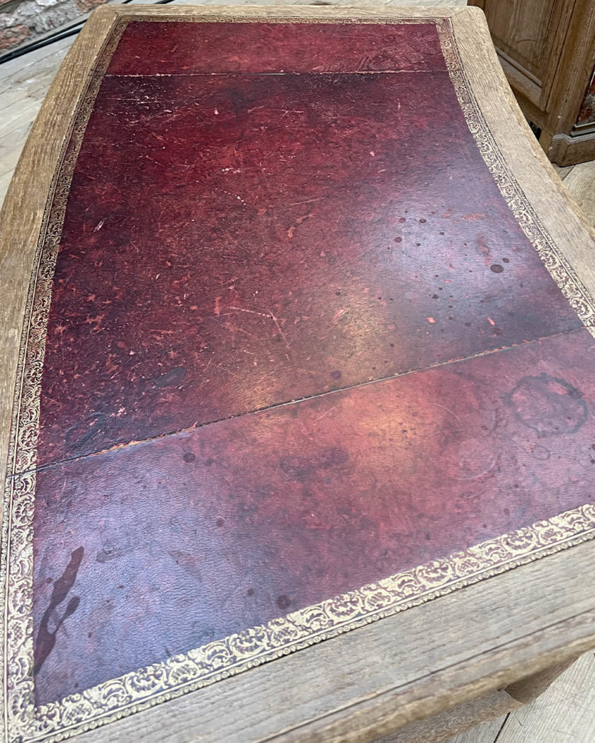 IMG_8542 | Matériaux Authentiques Lot de trois tables d'accueil cintrées