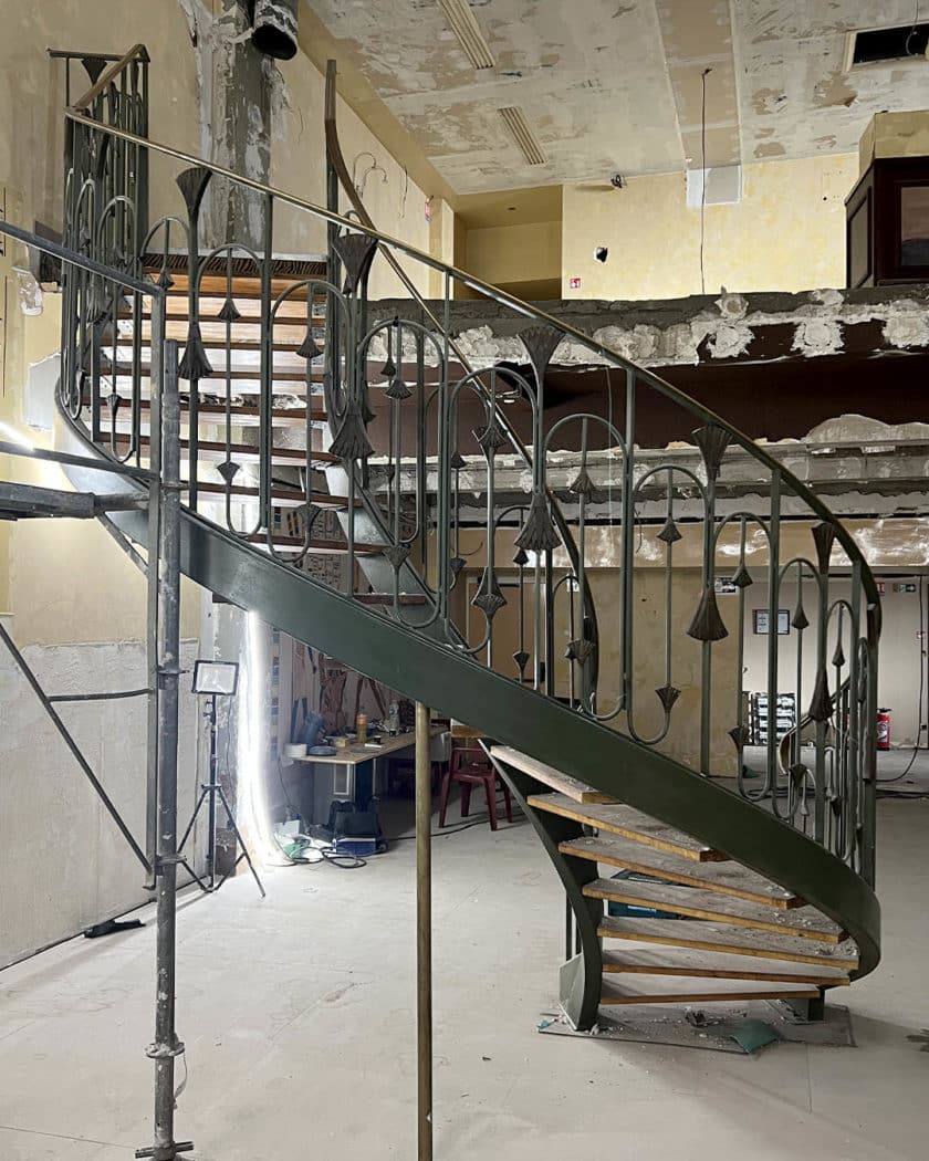 Escalier hélicoïdal en métal et bois11 | Matériaux Authentiques Escalier hélicoïdal en métal et bois