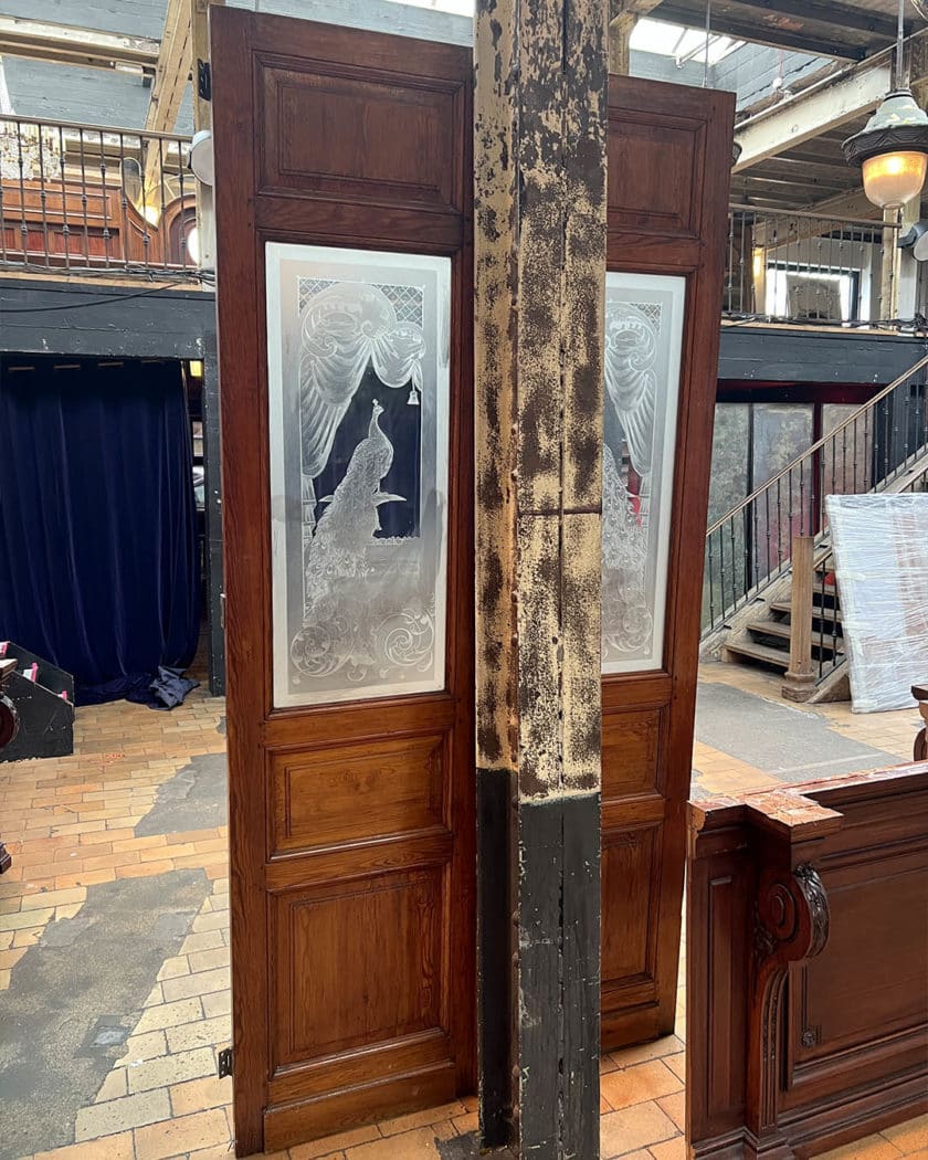 IMG_9107 | Matériaux Authentiques Double porte en verre gravé 272x130