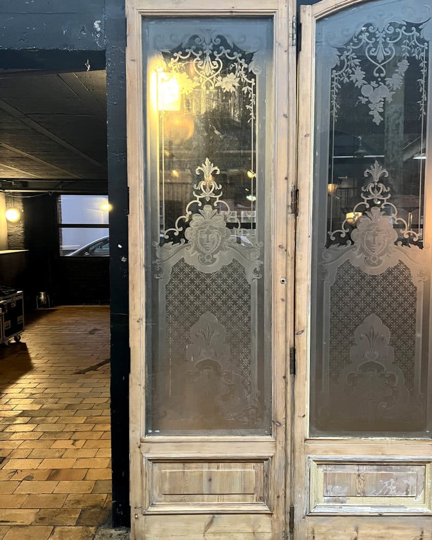 Quadriptique de porte en verre gravé4 | Matériaux Authentiques Quadriptyque de porte en verre gravé